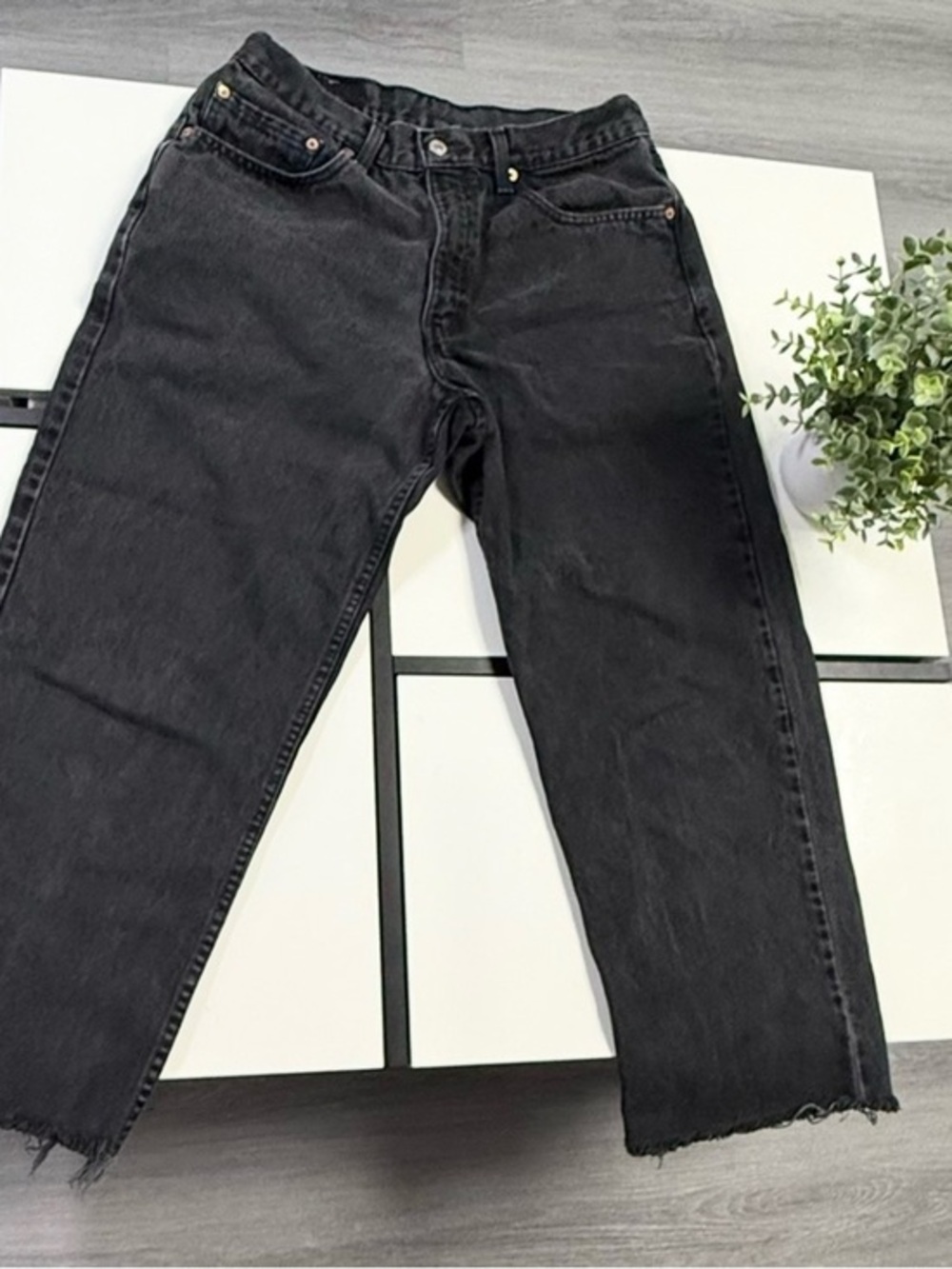 90s Vintage Levi’s Black Denim - Relaxed Straight - Raw Hem Cutoffs - W34